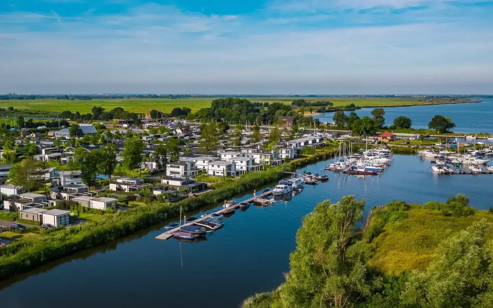 Kindvriendelijk vakantiepark EuroParcs Bad Hulckesteijn in Nijkerk Kindvriendelijk vakantiepark EuroParcs Bad Hulckesteijn in Nijkerk