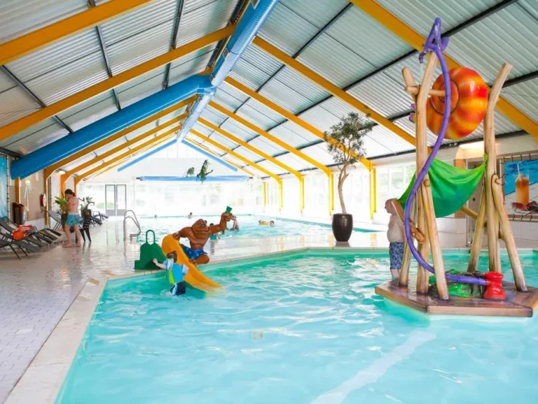 Zwemmen en water op EuroParcs Beekbergen in Beekbergen