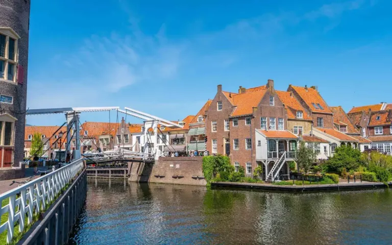 Kindvriendelijk vakantiepark voor het hele gezin in Noord-Holland - EuroParcs Enkhuizer Strand, Nederland