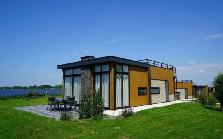 Kindvriendelijk vakantiepark voor het hele gezin in Zuid-Holland - EuroParcs Kagerplassen, Nederland