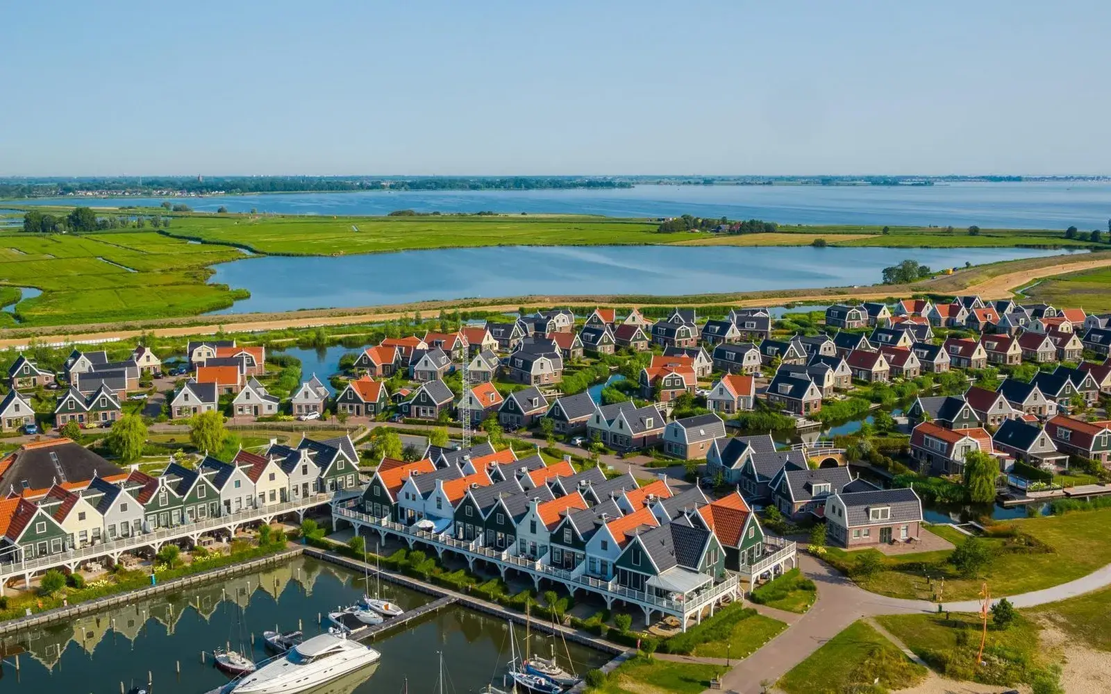 Kindvriendelijk vakantiepark EuroParcs Poort van Amsterdam in Uitdam