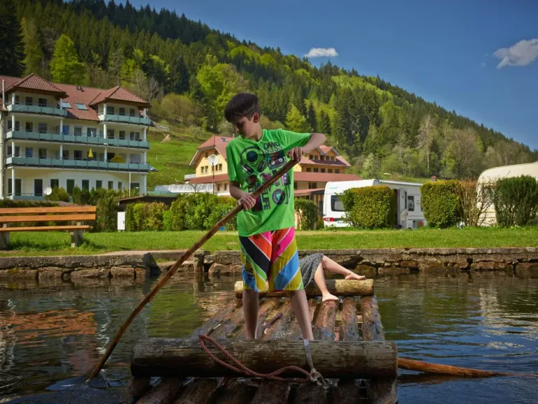 Zwemmen en water op Family-Resort Kleinenzhof in Bad Wildbad