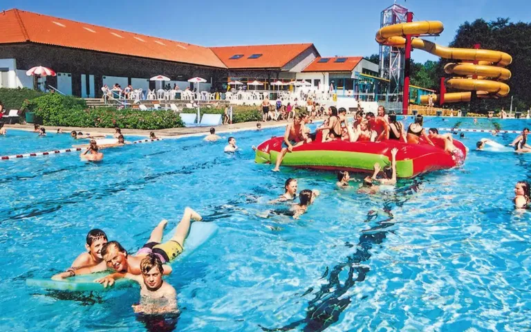Camping met animatie voor het hele gezin in Nedersaksen - Knaus Campingpark Wingst, Duitsland