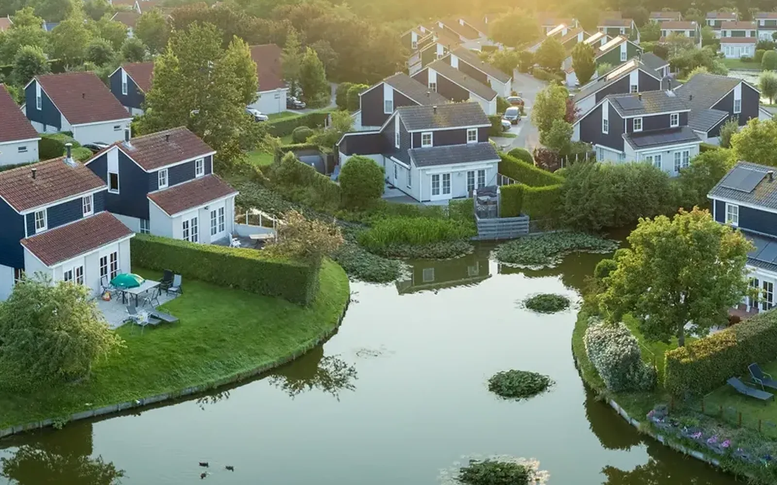 Vakantiepark met binnenspeeltuin in Zeeland: Landal Villapark Livingstone in Burgh-Haamstede
