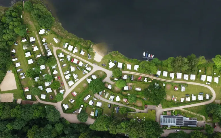 Naturpark-Camping Prinzenholz in Sleeswijk-Holstein: camping met animatie, Duitsland