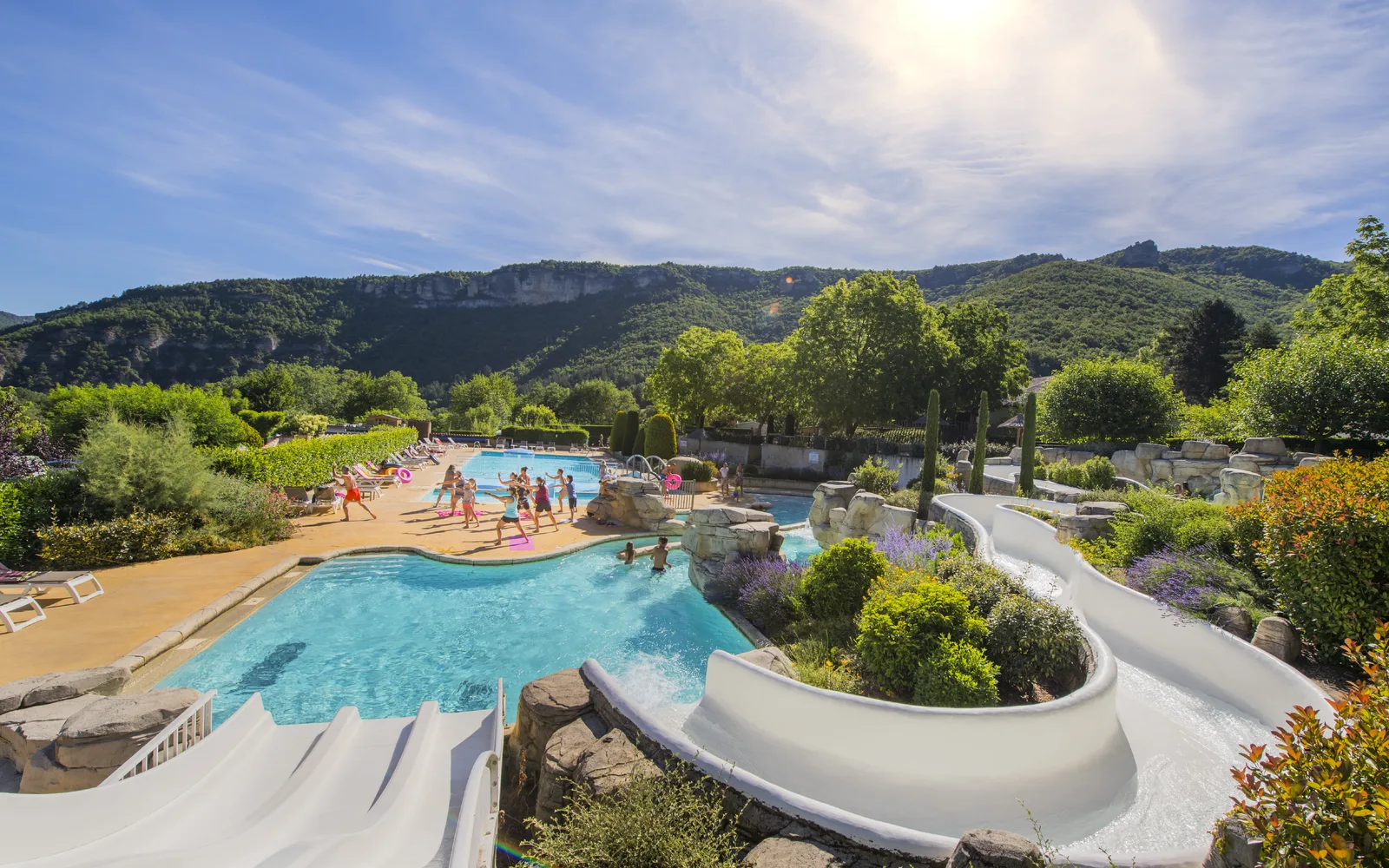 Kindvriendelijke camping in Frankrijk met glijbanen: RCN Val de Cantobre in Nant Kindvriendelijke camping in Frankrijk met glijbanen: RCN Val de Cantobre in Nant