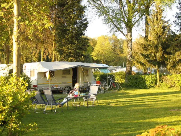 Zwemmen en water op Recreatiepark de Wielerbaan in Wageningen
