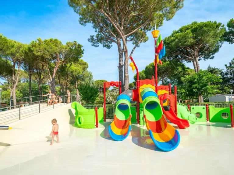 Zwemmen en water op Camping Del Forte in Marina Di Bibbona