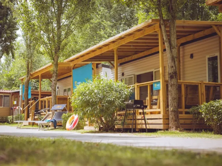 Accommodatie op Camping HU Altomincio Village in Valeggio sul Mincio