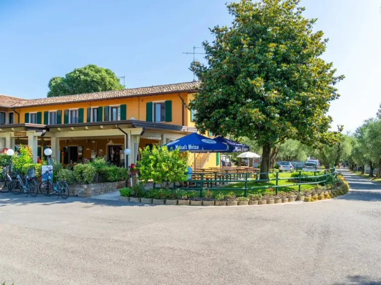 Accommodatie op Camping La Rocca Manerba in Manerba del Garda