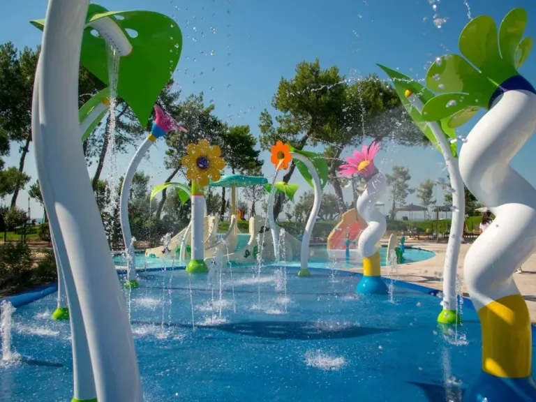 Zwemmen en water op Camping Mediterraneo in Cavallino-Treporti