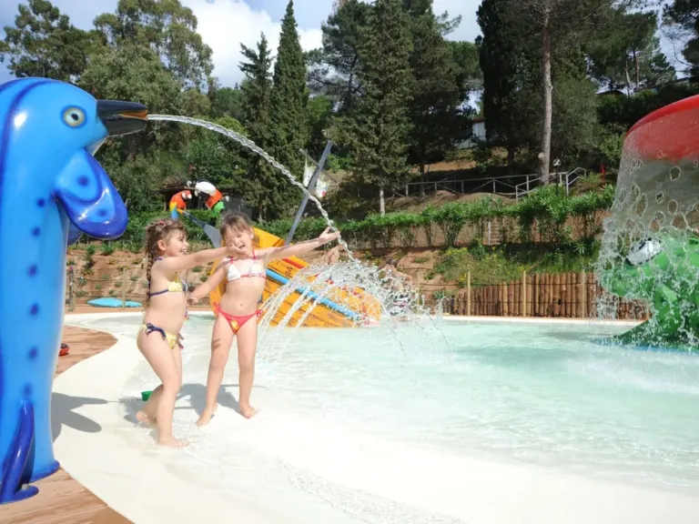 Zwemmen en water op Camping Rosselba le Palme in Portoferraio
