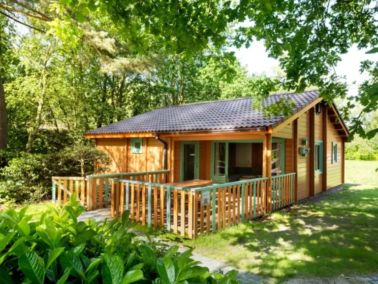 Molletjes Boshut op Familie Resort de Tovertuin