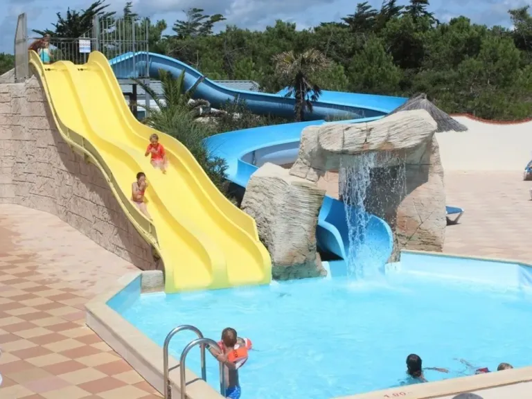 Kinderglijbanen op camping La Dune des Sables