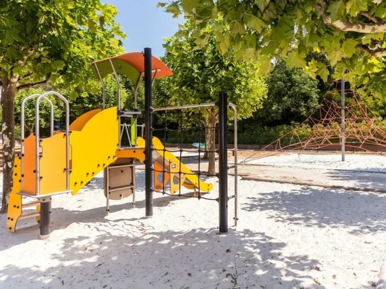 Speeltuin op camping La Pierre Verte