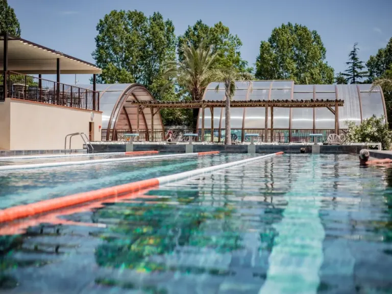 Baanzwembad op camping La Sardane