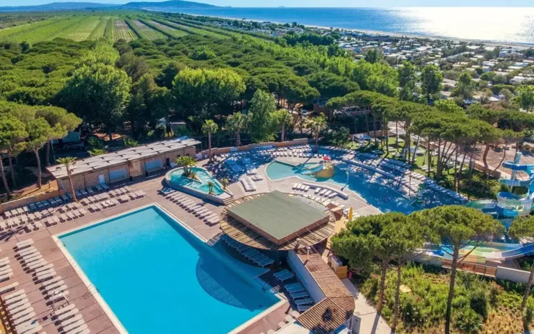 Le Castellas - camping met animatie in Languedoc-Roussillon, Frankrijk