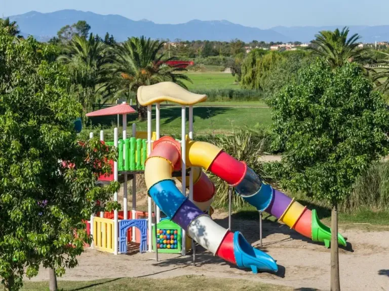Speeltuin bij camping Soleil Méditerranée