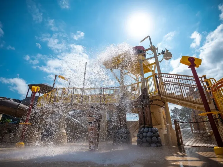 Waterspeeltuin op camping Le Vieux Port